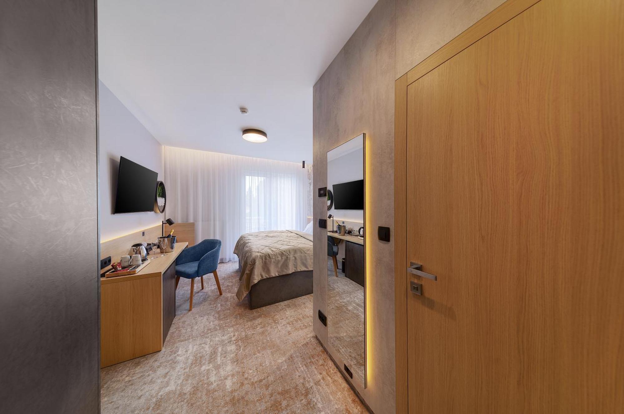 Hotel Senec Aqua Resort - Family Friendly מראה חיצוני תמונה