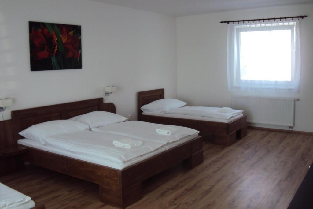 Hotel Senec Aqua Resort - Family Friendly חדר תמונה