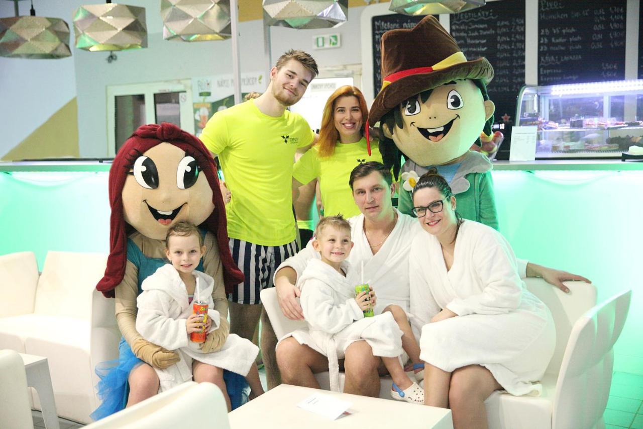Hotel Senec Aqua Resort - Family Friendly מראה חיצוני תמונה